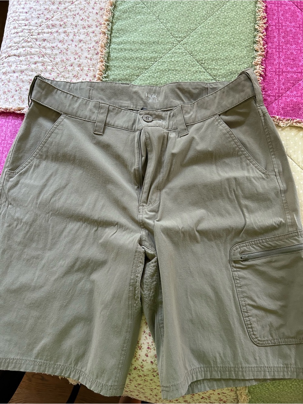 Huk Men's Olive-Green Cargo Shorts